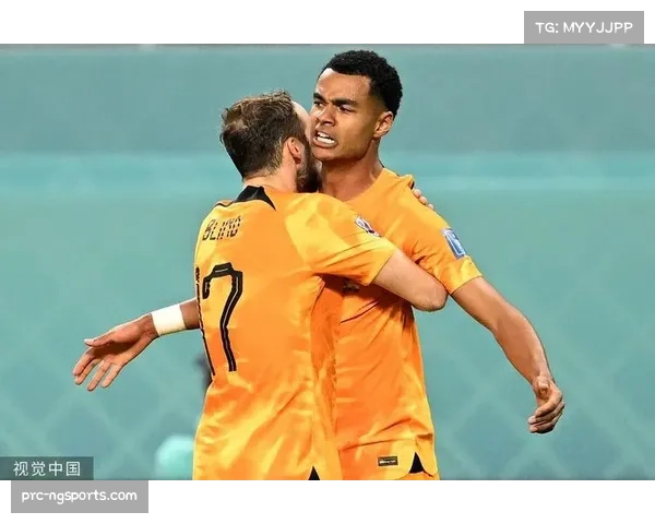 荷兰队客场挑战波兰 进攻组织依赖加克波突破